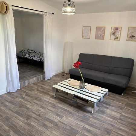 Apartamento T2 A Convenance Baie-Mahault Exterior foto